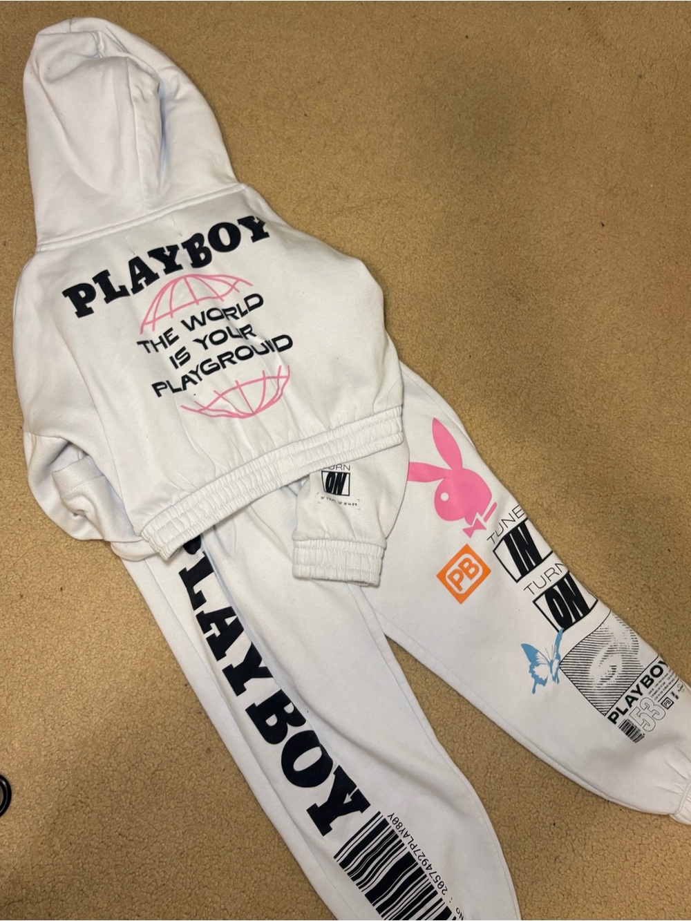 PLAYBOY White Kids Hoodie & Joggers Set with Pink Logo Accents